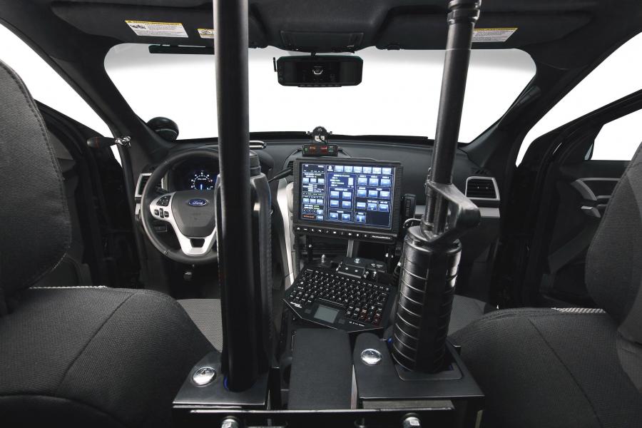  Ford Police Interceptor Utility Vehicle 2010 года  (фото 9 из 39)